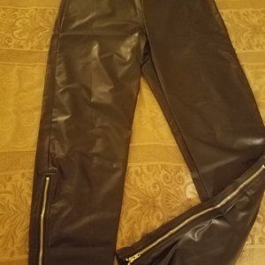Ladies Leather Leggings